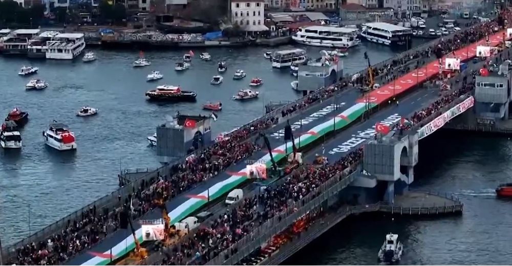 Τουρκία: Εκατοντάδες χιλιάδες άνθρωποι διαδήλωσαν στην Κωνσταντινούπολη για τη Γάζα