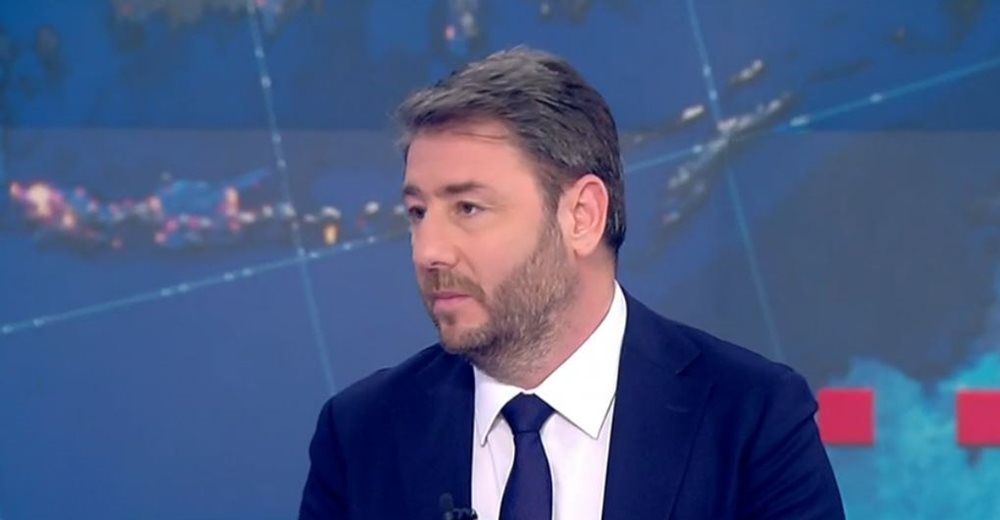 Ανδρουλάκης: Έχω πλεονέκτημα απέναντι σε Μητσοτάκη και Τσίπρα