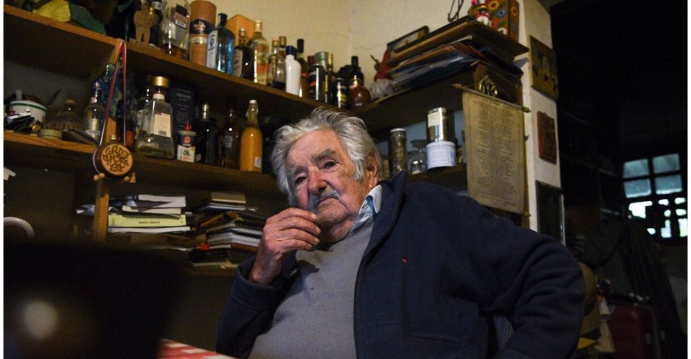 Πέθανε σε ηλικία 89 ετών ο Χοσέ Μουχίκα, ο "φτωχότερος πρόεδρος του κόσμου"