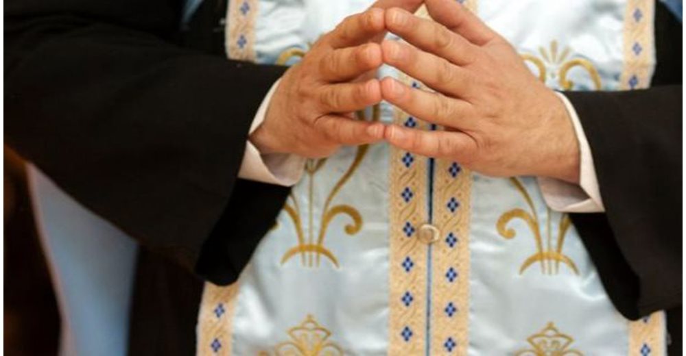 Καλάβρυτα: Συνελήφθη ηγούμενος μονής που προσπάθησε να πουλήσει 17 βυζαντινές εικόνες