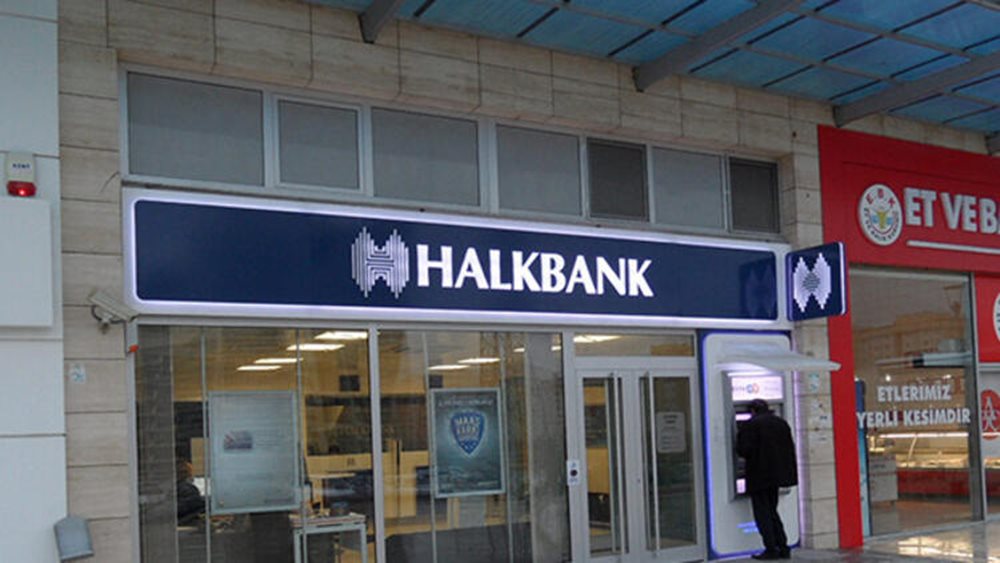 Τουρκία: Η αντιπολίτευση μιλά για κερδοσκοπικά παιχνίδια με τη λίρα - Το διαφημιστικό της Halkbank