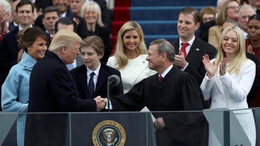 Trump: Φωνή στους οργισμένους, στροφή στον εθνοκεντρισμό