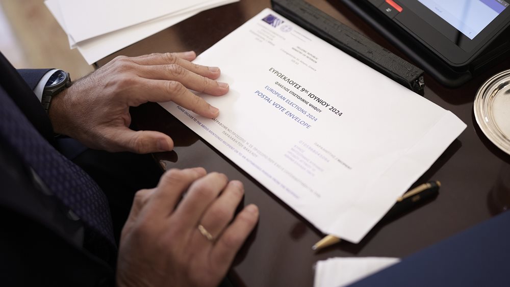 Ευρωεκλογές: Παραλήφθηκαν μέχρι το μεσημέρι πάνω από 155.000 επιστολικές ψήφοι - Γύρω στις 21:00 το πρώτο ασφαλές αποτέλεσμα
