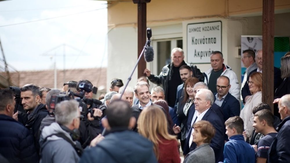 Τον οικισμό Ακρινή που θα γίνει "πράσινος" επισκέφθηκε ο Κ. Μητσοτάκης