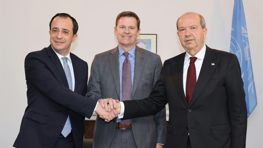 Κύπρος: Στις 15 Οκτωβρίου το άτυπο δείπνο Χριστοδουλίδη-Τατάρ στον ΟΗΕ