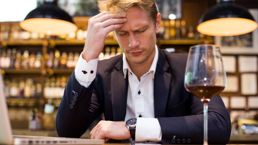 Πονοκέφαλος: 4 καθημερινές συνήθειες που τον προκαλούν