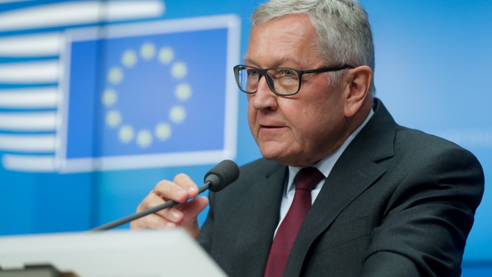 Κ. Ρέγκλινγκ: Η Ελλάδα πρέπει το 2023 να πετύχει πλεόνασμα κοντά στον συμφωνημένο στόχο