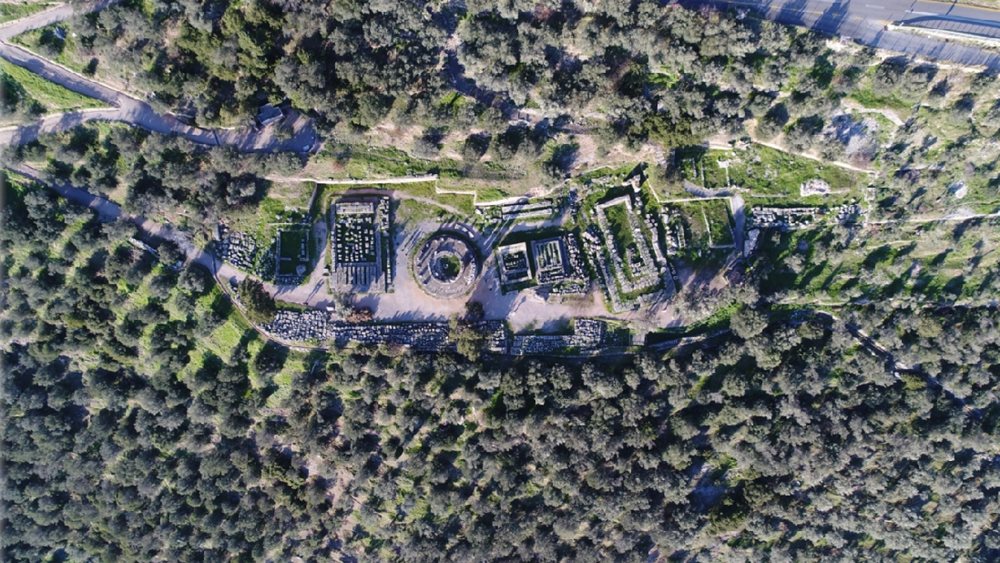 Αποκαθίστανται οι είσοδοι στο Γυμνάσιο και στον ναό της Αθηνάς Προναίας στους Δελφούς