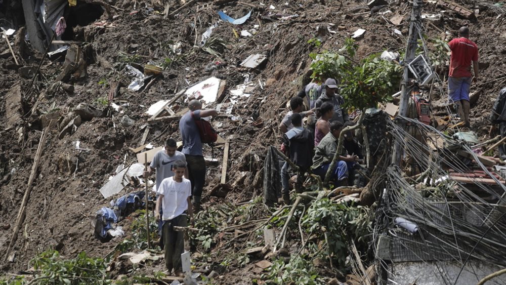 Βραζιλία: Στους 104 αυξήθηκε ο αριθμός των νεκρών στην Πετρόπολις