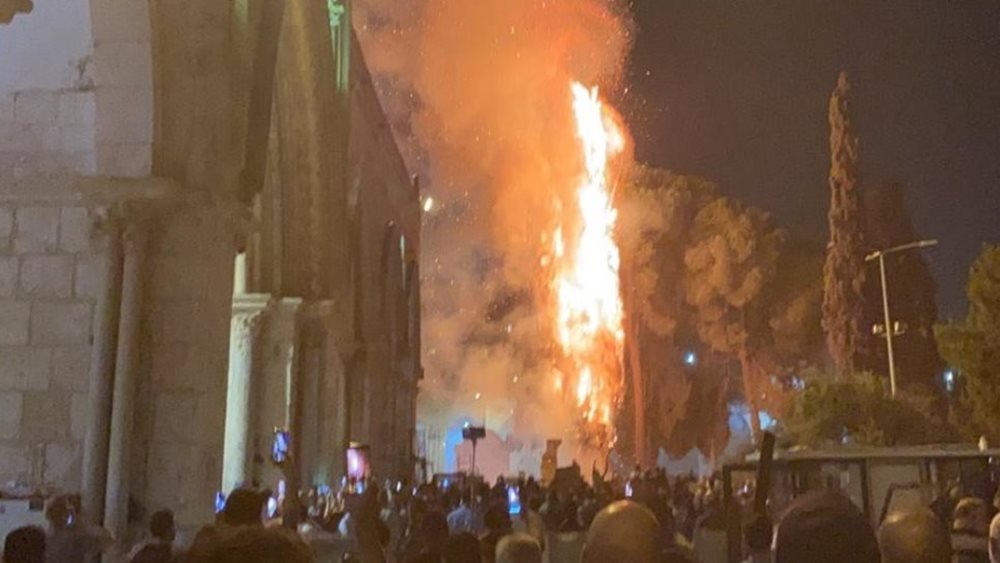 Φωτιά ξέσπασε στην Πλατεία Τεμενών στην Ιερουσαλήμ