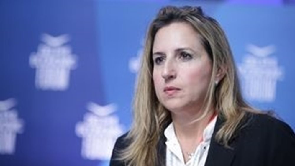 Υψηλός κίνδυνος μετάδοσης τις γρίπης στις γιορτές, προειδοποιούν οι εποστήμονες - Ποιοι κινδυνεύουν και πώς προστατευόμαστε