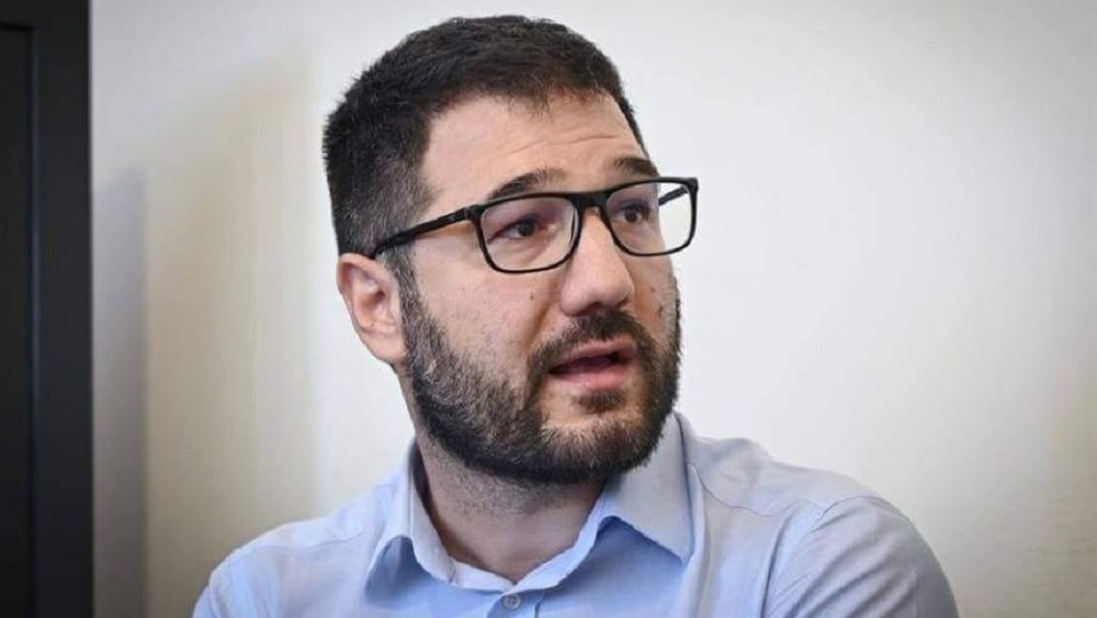 Ηλιόπουλος: Εγκληματικές οι επιλογές για έως 27 παιδιά στις τάξεις και κλείσιμο αν νοσήσει το 50%+1 των μαθητών