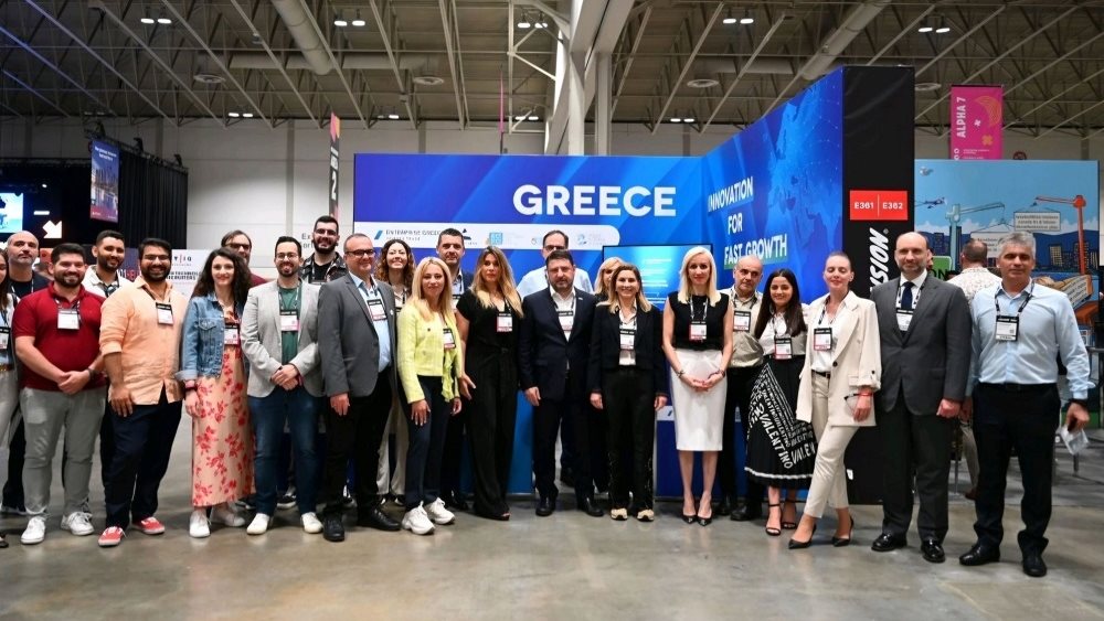 Η θερμοκοιτίδα ΘΕΑ του ΕΒΕΑ στη Διεθνή Έκθεση Collision Tech Conference 2024, στο Τορόντο