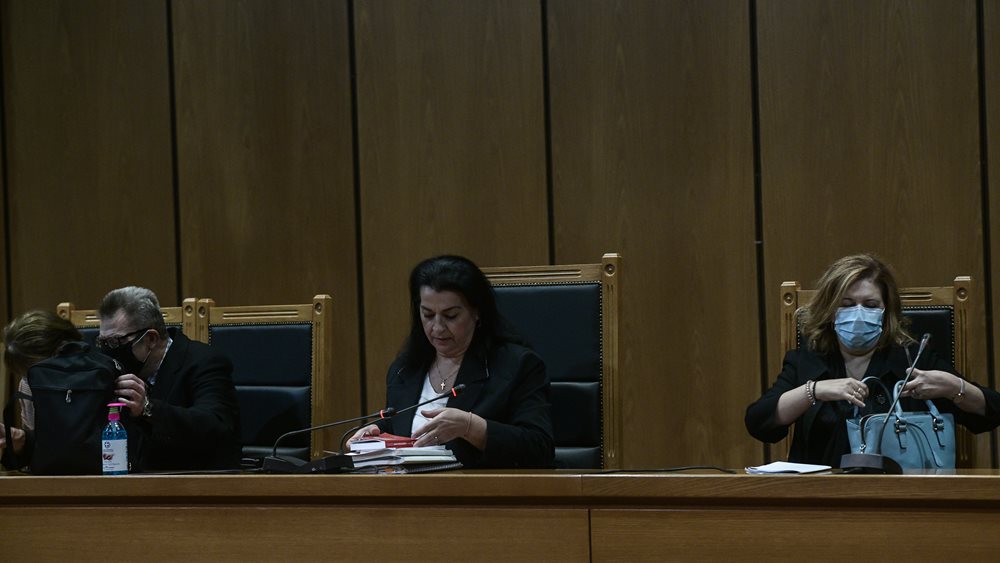 Δίκη Χρυσής Αυγής: Η εισαγγελέας προτείνει και το δικαστήριο αποφασίζει ποιοι θα πάνε φυλακή