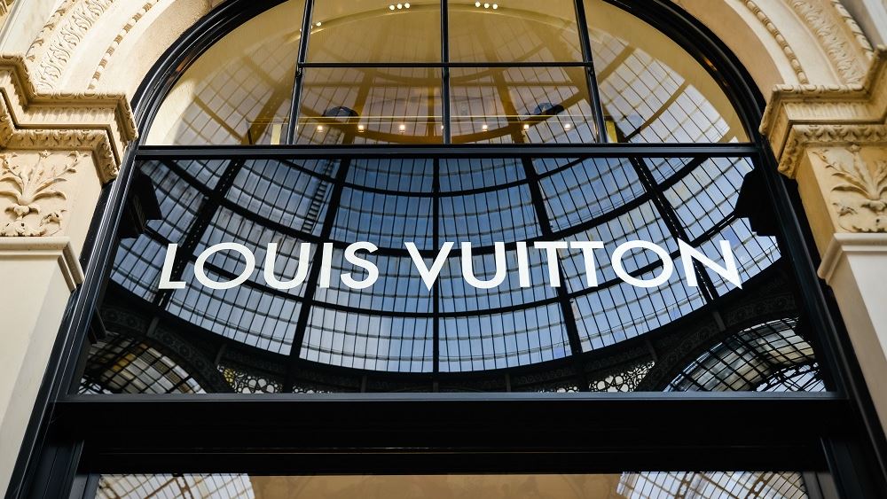 Πόσες Louis Vuitton πουλήσαμε στην Ελλάδα το 2021