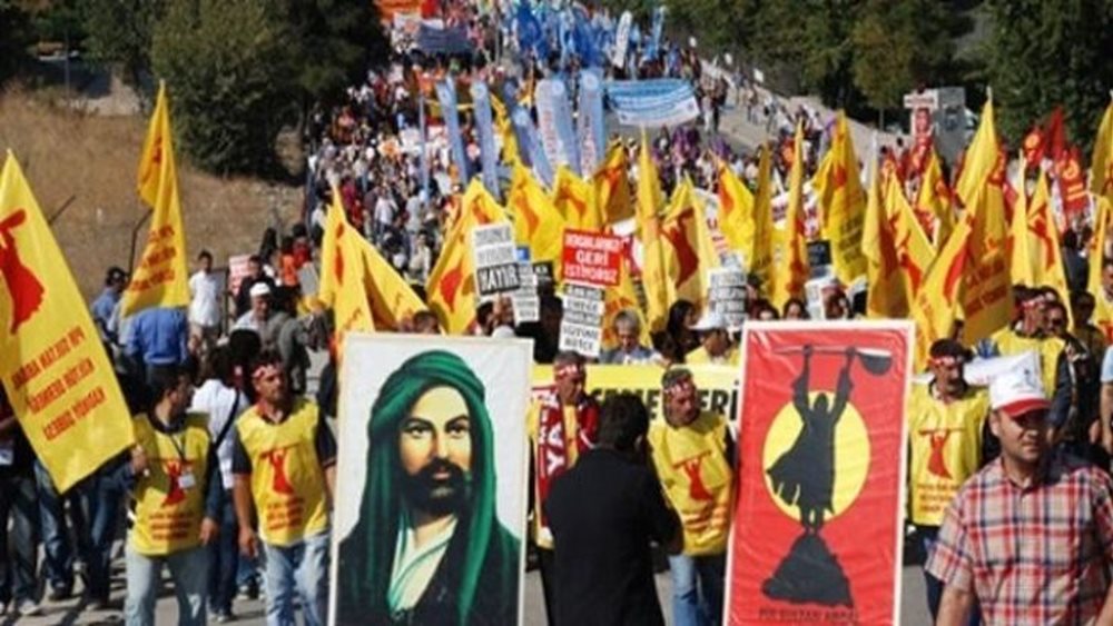 Ο &quot;άγνωστος πόλεμος&quot; της Τουρκίας εναντίον των Αλεβί: Θρησκευτικά ανελεύθερο το 17% του πληθυσμού