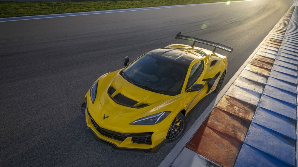 Εντυπωσιακές επιδόσεις της νέας Corvette ZR1-κάτω από 3 δλ. στα 0-100 km/h (video)