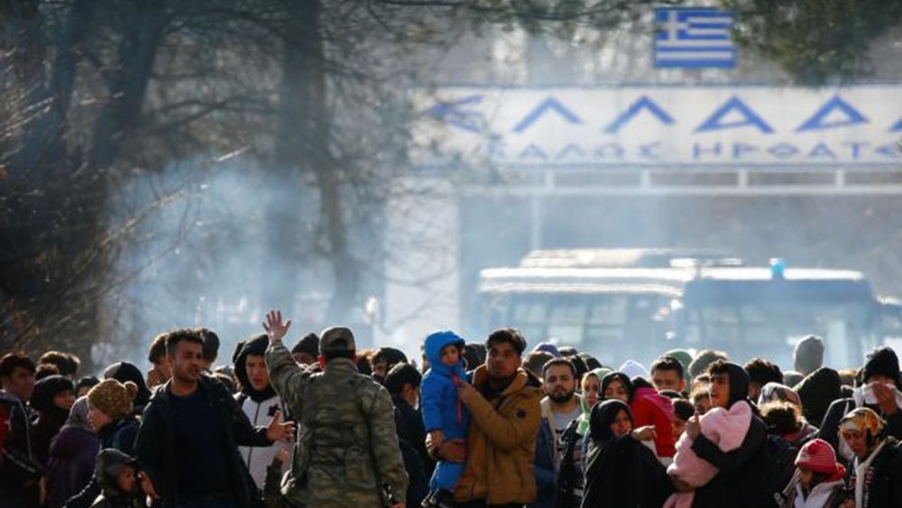 Spiegel: Η Τουρκία κατηύθυνε τα επεισόδια στα ελληνικά σύνορα