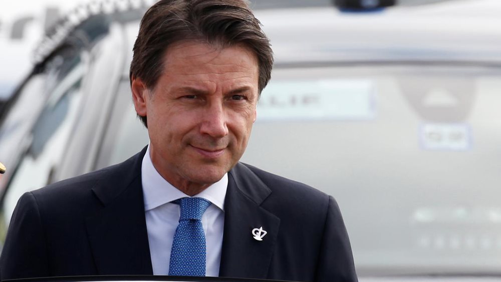 &quot;Κόκκινη ζώνη&quot; η Ιταλία: Ο Τζουζέπε Κόντε περιόρισε τις μετακινήσεις σε όλη τη χώρα