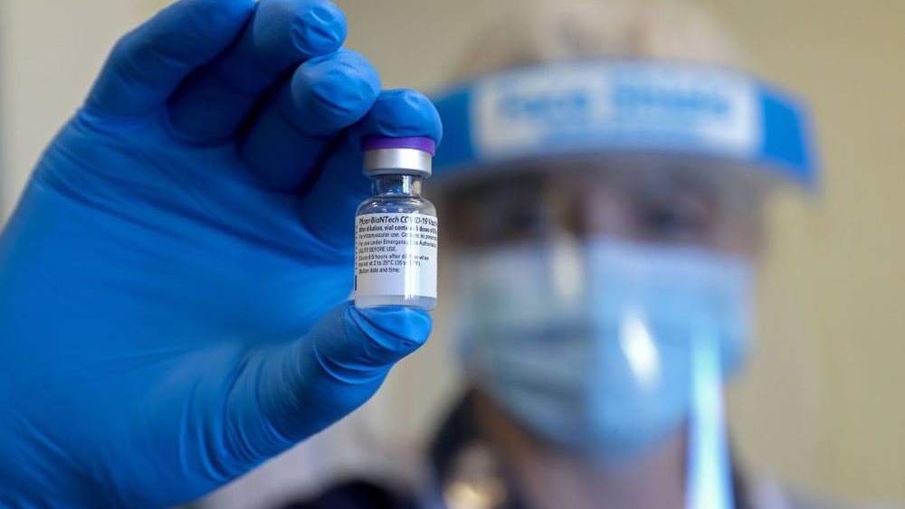 Πώς το mRNA, που σήμερα νικά τον κορονοϊό, θα νικήσει αύριο τον καρκίνο