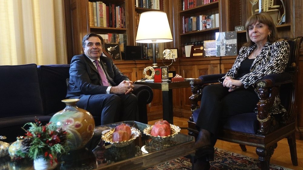 Συνάντηση Κατ. Σακελλαροπούλου με τον αντιπρόεδρο της Κομισιόν Μ. Σχοινά