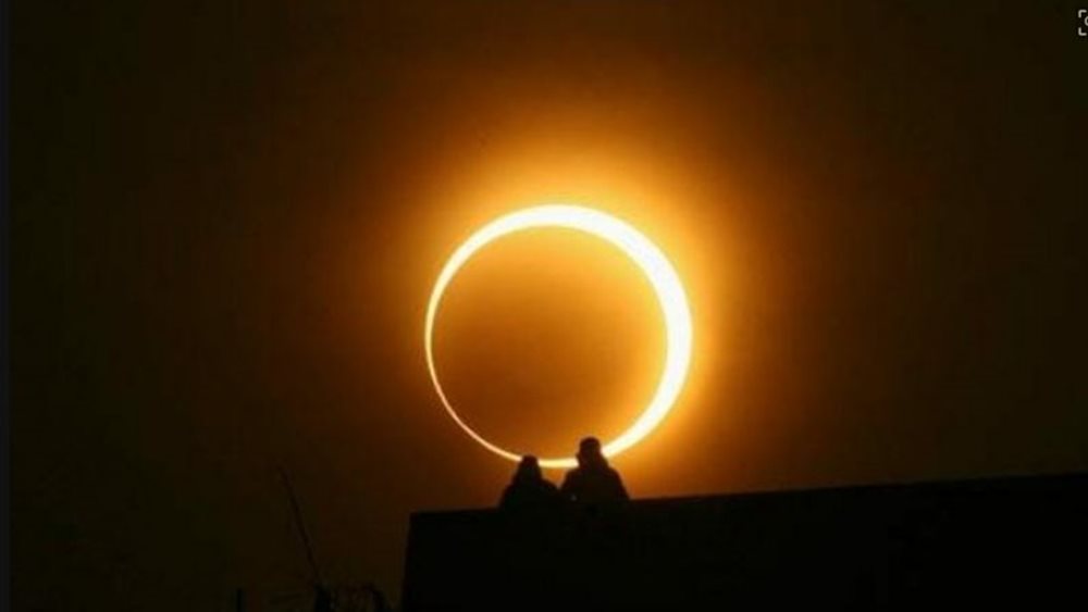 Η κυνηγός των εκλείψεων: Τεξανή έχει ταξιδέψει σε όλον τον κόσμο για να δει κάθε ηλιακή έκλειψη από το 1998