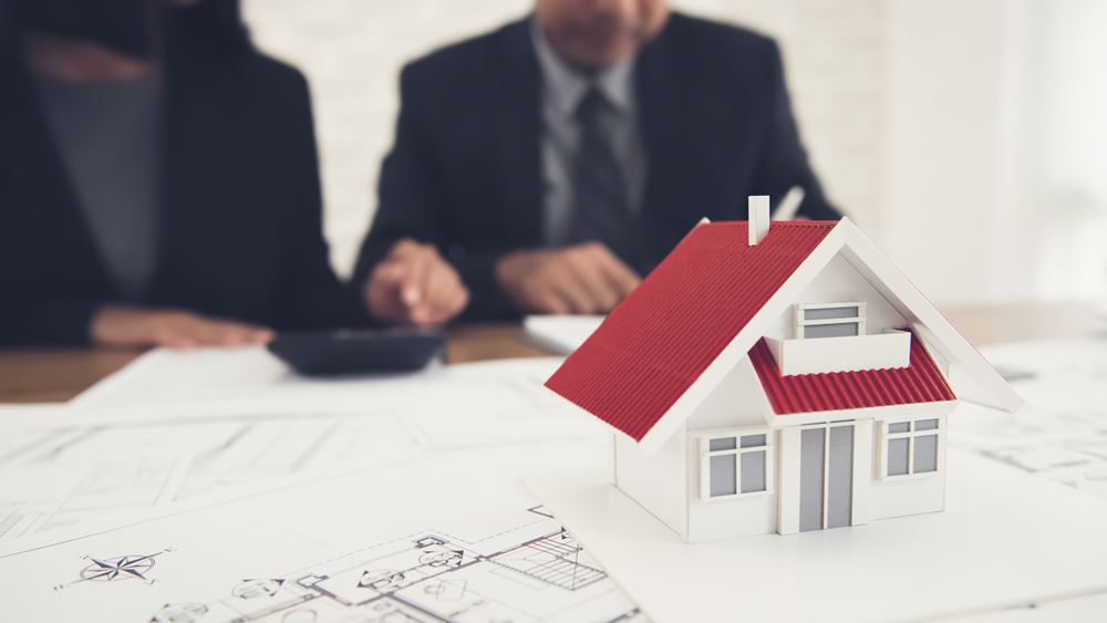 Πού έχουν κολλήσει οι μεταβιβάσεις ακινήτων