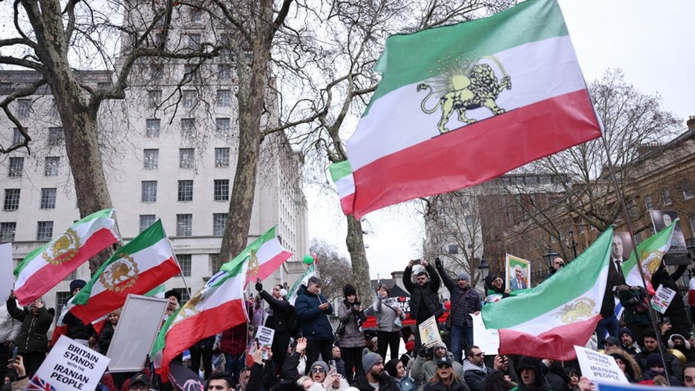 Bloomberg: Το Ιράν κοντά σε μια επανάσταση που θα μπορούσε να αλλάξει τον κόσμο