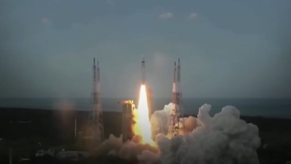 Ινδία: Το διαστημόπλοιο Chandrayaan-3 μπήκε σε τροχιά γύρω από τη Σελήνη