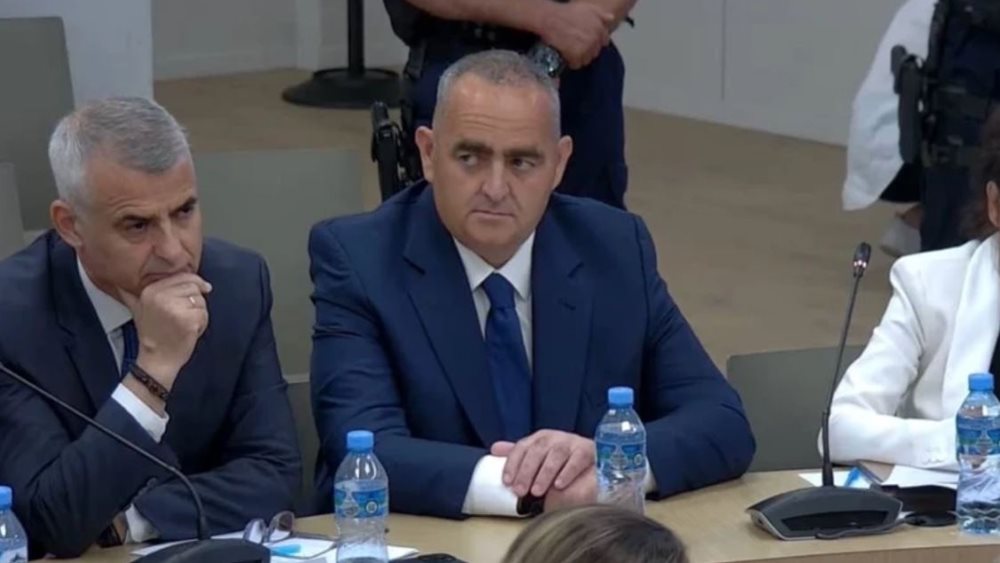 Βγήκε από τις αλβανικές φυλακές ο Φρ. Μπελέρης: "Είμαι συγκινημένος" - Πήρε άδεια για να ορκιστεί ευρωβουλευτής