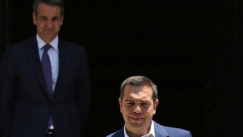 Δημοσκόπηση (Interview): Πρώτη η ΝΔ, αλλά με σημαντική πτώση - Πόσοι θεωρούν καταλληλότερο για πρωθυπουργό τον Αλ. Τσίπρα