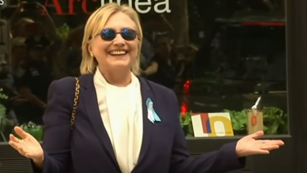 Προβάδισμα πέντε μονάδων δίνει νέα δημοσκόπηση στην Clinton