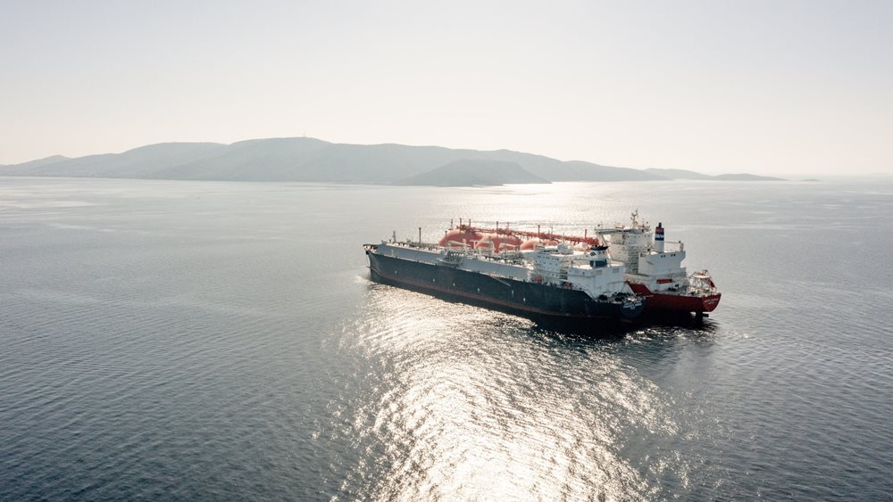 ΔΕΣΦΑ: Eκφορτώνεται από την Mytilineos το πρώτο φορτίο LNG στη Ρεβυθούσα