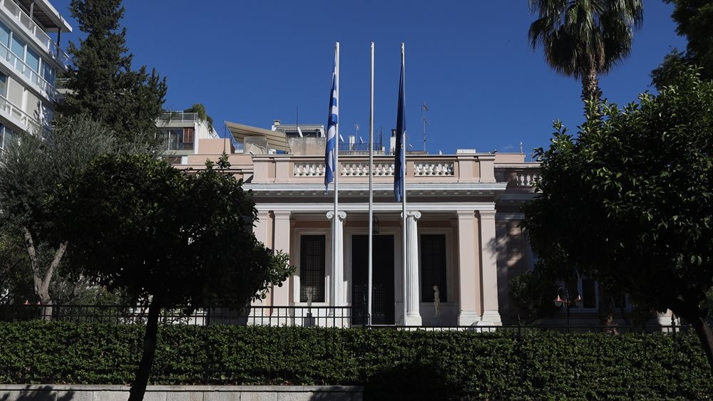Τελικές συσκέψεις Μητσοτάκη για τη ΔΕΘ - Η επιλογή μείωσης των άμεσων φόρων