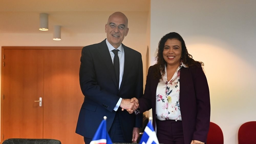 Συναντήσεις Ν. Δένδια με τους ομολόγους του από Πράσινο Ακρωτήρι και Ρουάντα