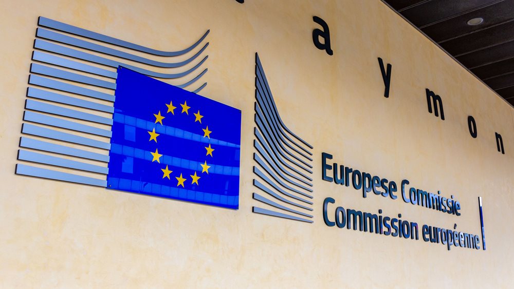 Η Ευρωπαϊκή Επιτροπή παρατείνει την ενισχυμένη εποπτεία στην Ελλάδα
