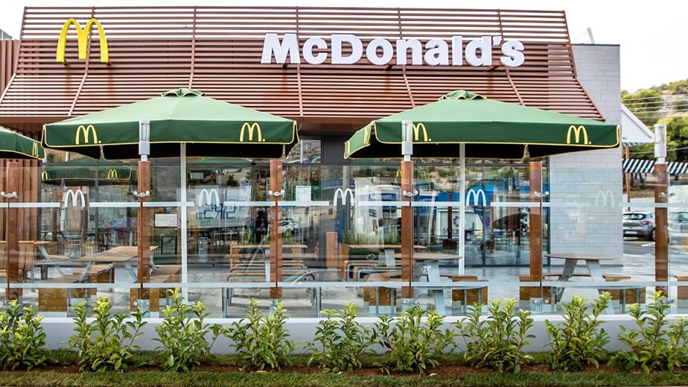 McDonald&#39;s: Πτώση κερδών και εσόδων το α’ τρίμηνο - ανοιχτά το 75% των καταστημάτων