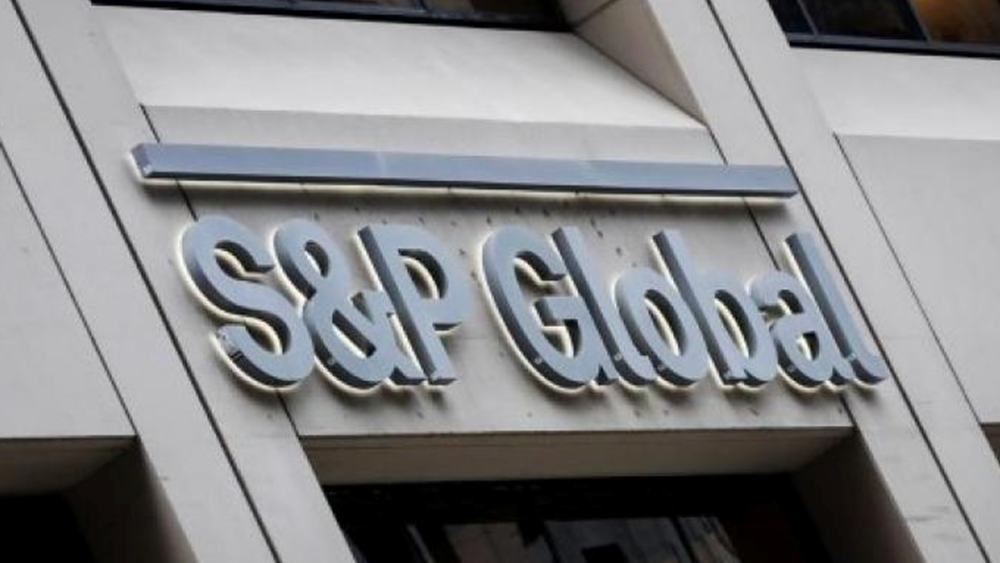 S&P: Επιβεβαίωσε την αξιολόγηση "AA+" των ΗΠΑ - "Καμπανάκι" για τις επιθέσεις στη Fed