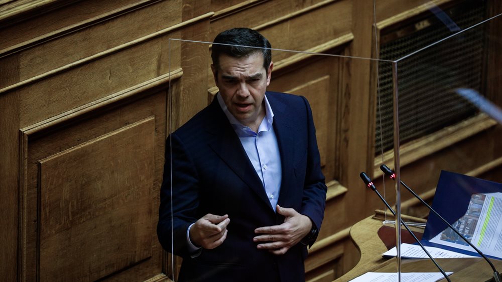 Με "λυμένα χέρια" ο Τσίπρας για το άνοιγμα στο Κέντρο