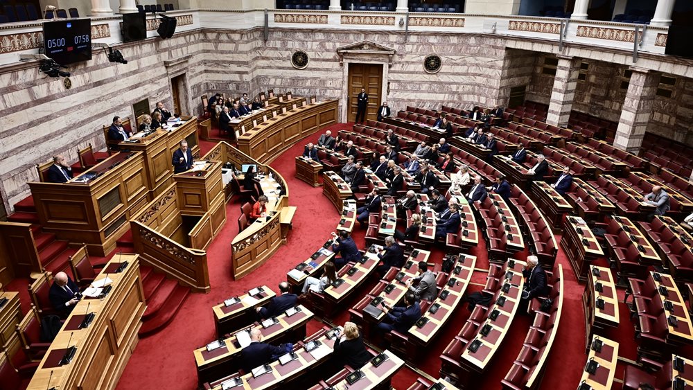 Πόρισμα Προκαταρκτικής: Θέμα αντισυνταγματικής διαδικασίας θέτει η αντιπολίτευση- Ζητούν την διακοπή της συνεδρίασης