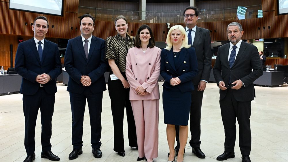 ΕΕ: 13 χώρες στηρίζουν την ελληνική πρωτοβουλία για την προστασία των παιδιών στο διαδίκτυο
