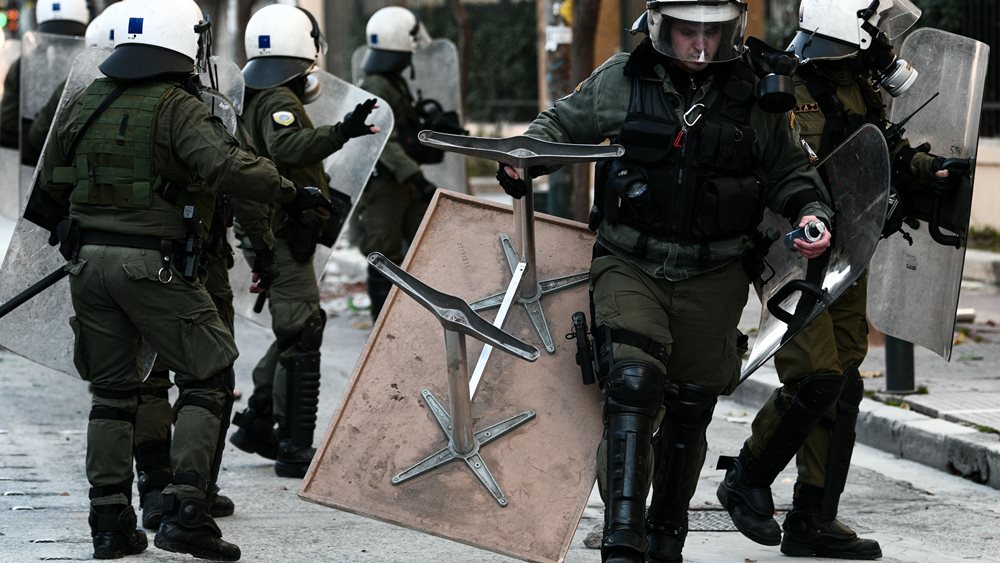 Στον &quot;πάγο&quot; η πανεπιστημιακή αστυνομία μέχρι την άνοιξη του 2022 - Δεν έχουν εκπαιδευτεί ακόμα