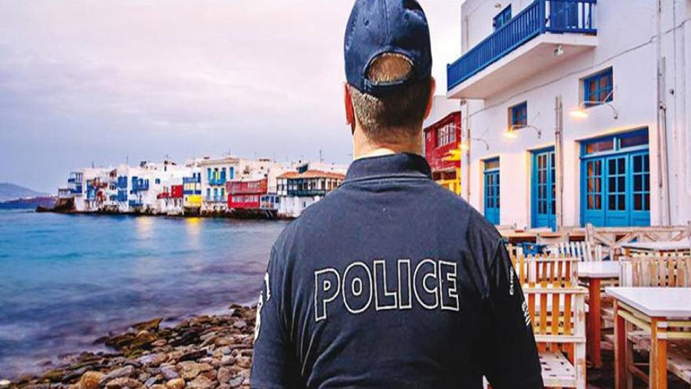 Χαλκιδική - Μύκονος σε καθεστώς τύπου Πάρου λόγω κορονοϊού από τις 21/8 - Μήνυμα μέσω 112