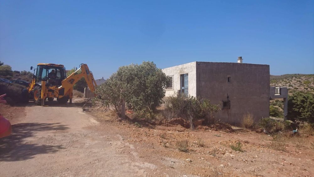 Στα 4,5 δισ. ευρώ τα έσοδα του Δημοσίου από τα αυθαίρετα