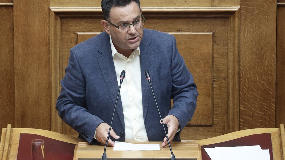 Αποτροπή οπαδικής βίας - Μ. Συντυχάκης: Το φαινόμενο αντιμετωπίζεται μόνο σε σύγκρουση με τα επιχειρηματικά συμφέροντα