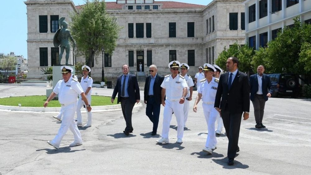 Επίσκεψη υπ. Άμυνας Κύπρου στη ΣΝΔ