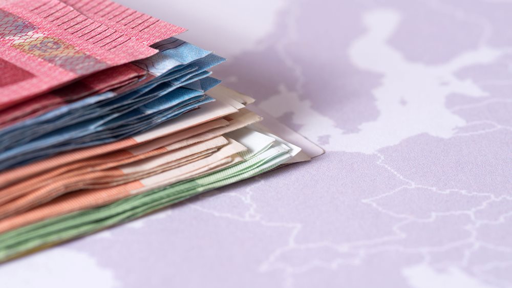 Στο 2,8% υποχώρησε η ανάπτυξη το γ' τρίμηνο λόγω της ενεργειακής κρίσης