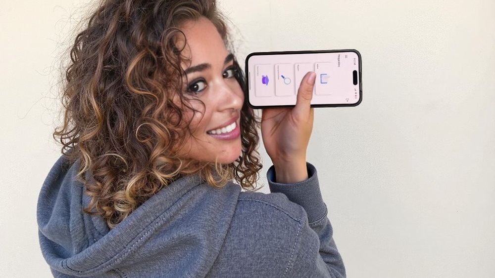 Penelope: Η ψηφιακή influencer που φωτίζει την αναπηρία με την τεχνητή νοημοσύνη
