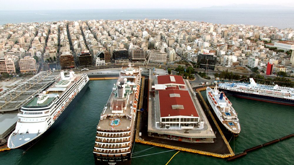 Απεργία – φωτιά στο λιμάνι, Πόντιος Πιλάτος ο Δρίτσας