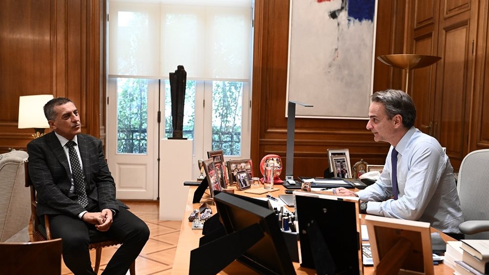 Συνάντηση Κυριάκου Μητσοτάκη με τον νέο περιφερειάρχη Θεσσαλίας